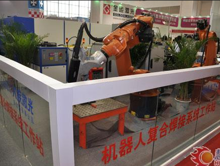 大族激光:全面向機(jī)器人平臺化廠商邁進(jìn)