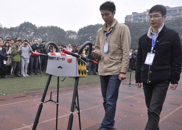 中國步行機器人持續行走134公里打破世界紀錄