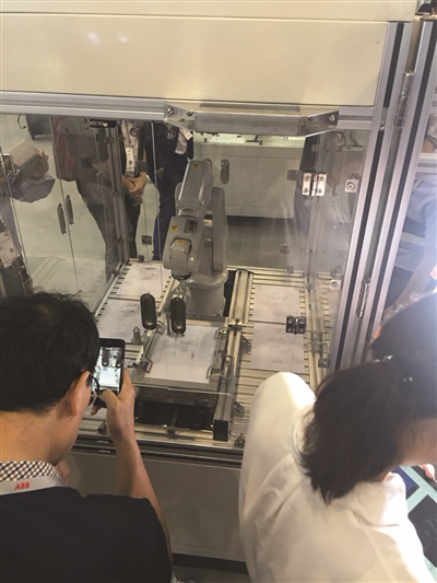 這場機器人大會展示了當前全球最新的應(yīng)用