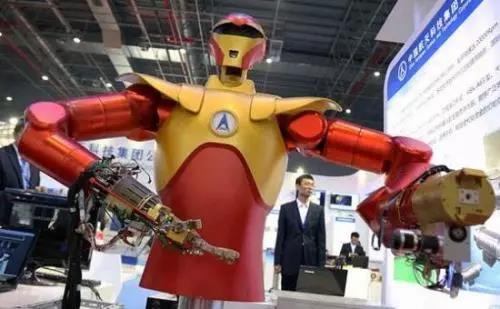 10年內承擔45%制造業，機器人要把技術工人玩死？