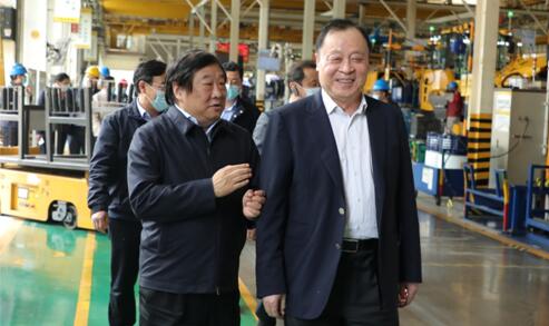 山東重工集團(tuán)董事長譚旭光到臨工集團(tuán)訪問交流
