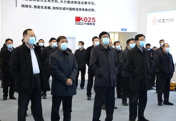 全市推動高質量發展現場交流會到臨工智科考察調研