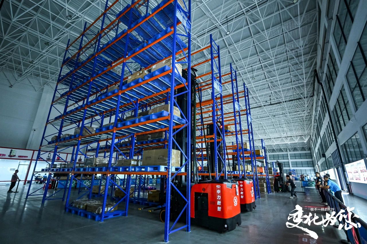 中力6.29多款新品首發，具身智能機器人首次亮相！